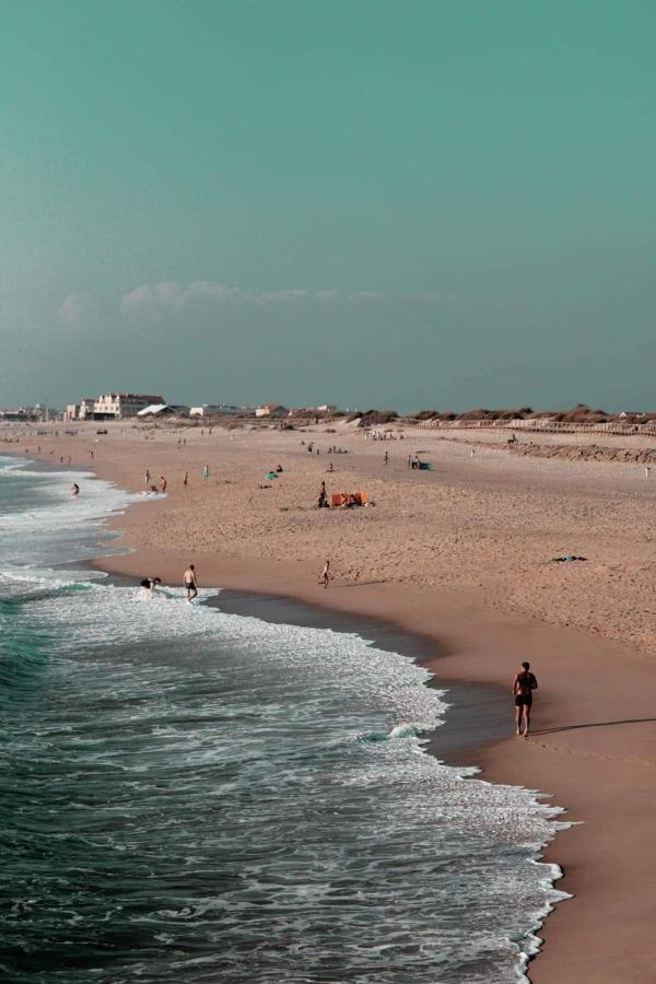 Moradia Entre O Mar E A Ria Villa กาฟันญา ดา นาซาเร ภายนอก รูปภาพ